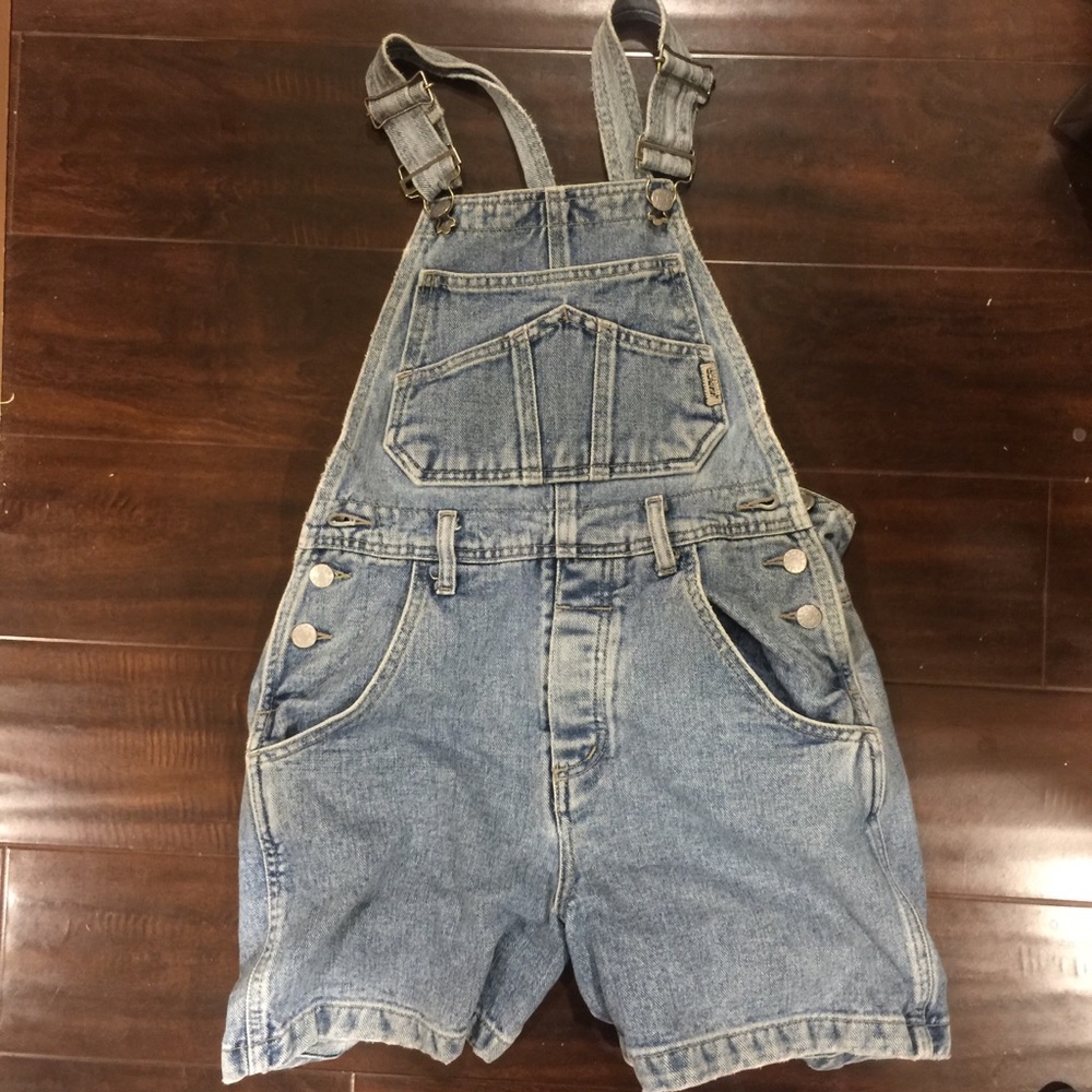 Guess Vintage 80’s Light Wash Denim Short Overalls